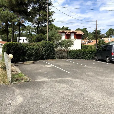 Apartman T2 Plein Pieds Avec Parking Gratuit *