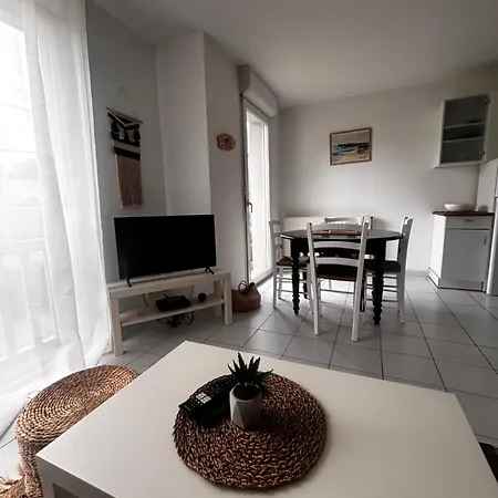 T2 Plein Pieds Avec Parking Gratuit Apartman *